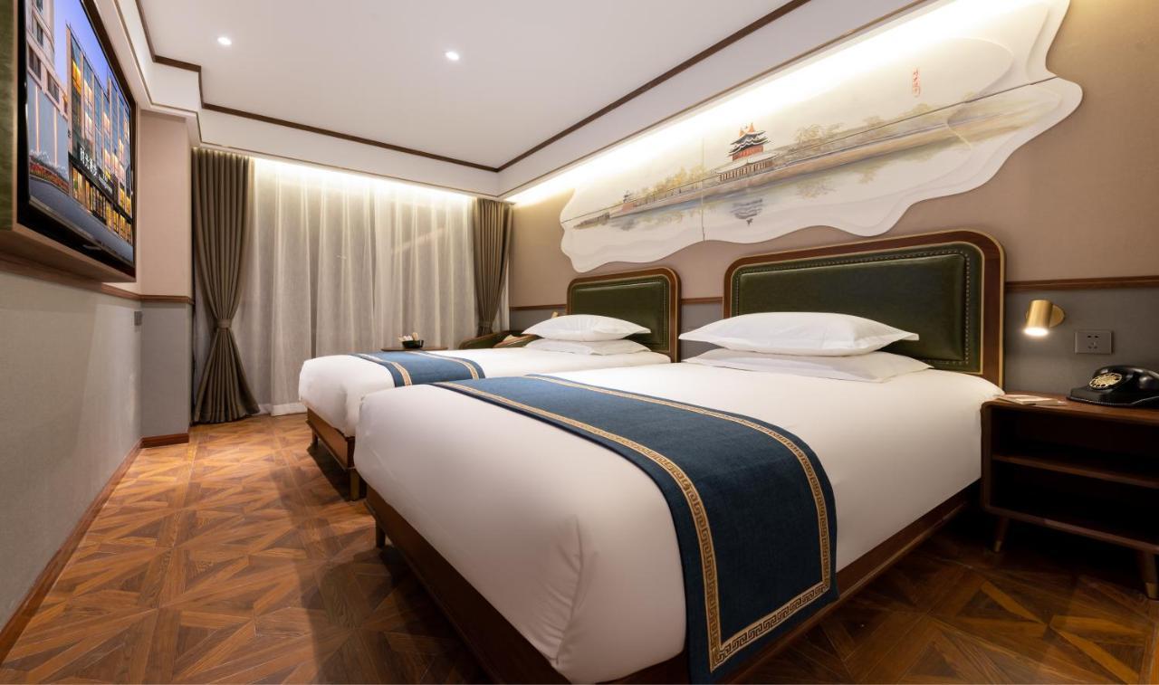 Nost Algia S Hotel Near Beijing Cbd - Cctv, China Zun, Skp And Sanlitun, Tian'Anmen Square, Forbidden City, Free Daily Necessities, Free Night Snack, Free Laundry, English Communication Well, Free Travel Advice , Free Gymnastic, Exterior photo