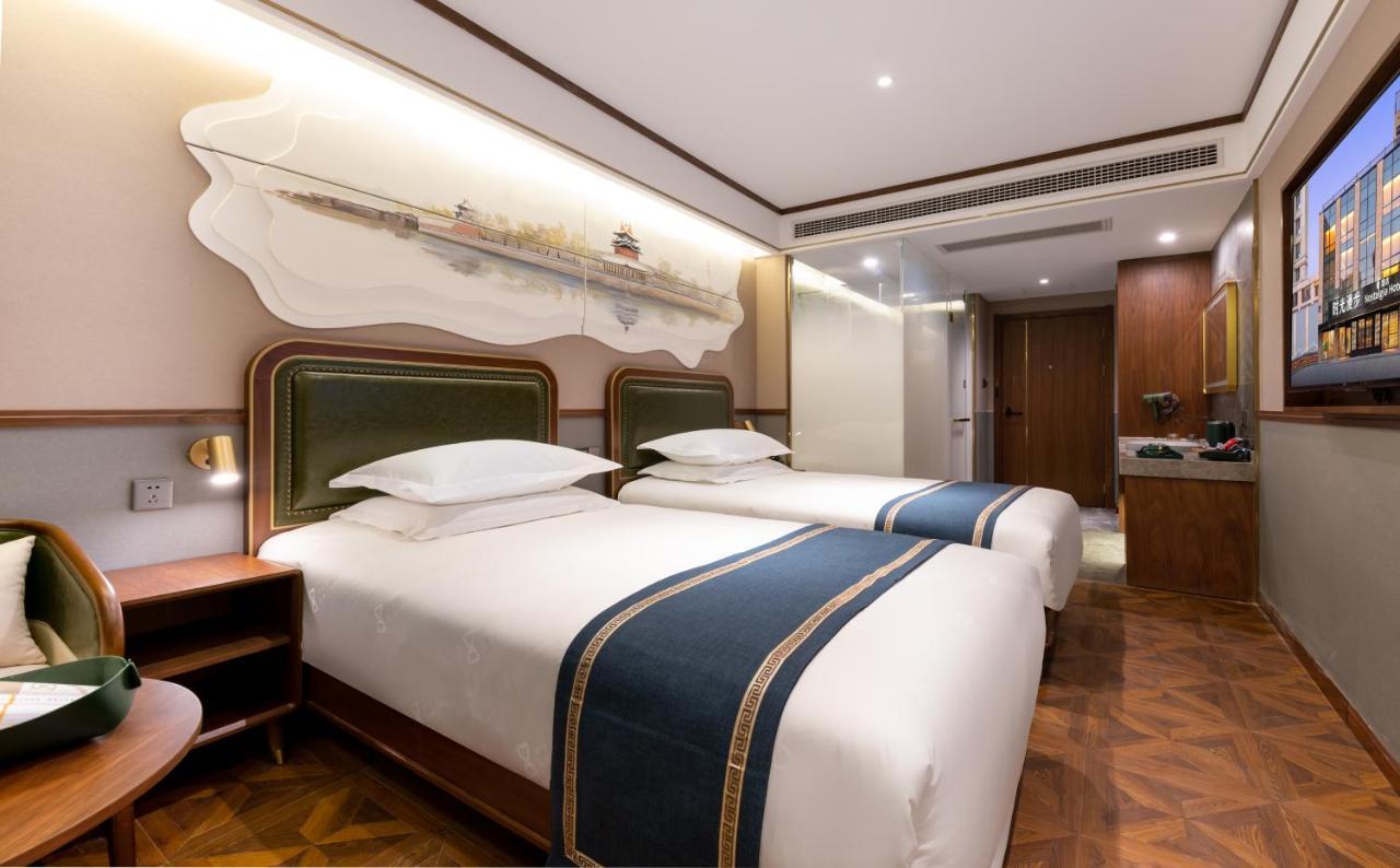 Nost Algia S Hotel Near Beijing Cbd - Cctv, China Zun, Skp And Sanlitun, Tian'Anmen Square, Forbidden City, Free Daily Necessities, Free Night Snack, Free Laundry, English Communication Well, Free Travel Advice , Free Gymnastic, Exterior photo