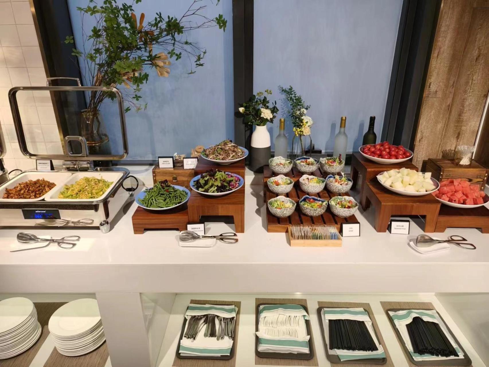 Nost Algia S Hotel Near Beijing Cbd - Cctv, China Zun, Skp And Sanlitun, Tian'Anmen Square, Forbidden City, Free Daily Necessities, Free Night Snack, Free Laundry, English Communication Well, Free Travel Advice , Free Gymnastic, Exterior photo