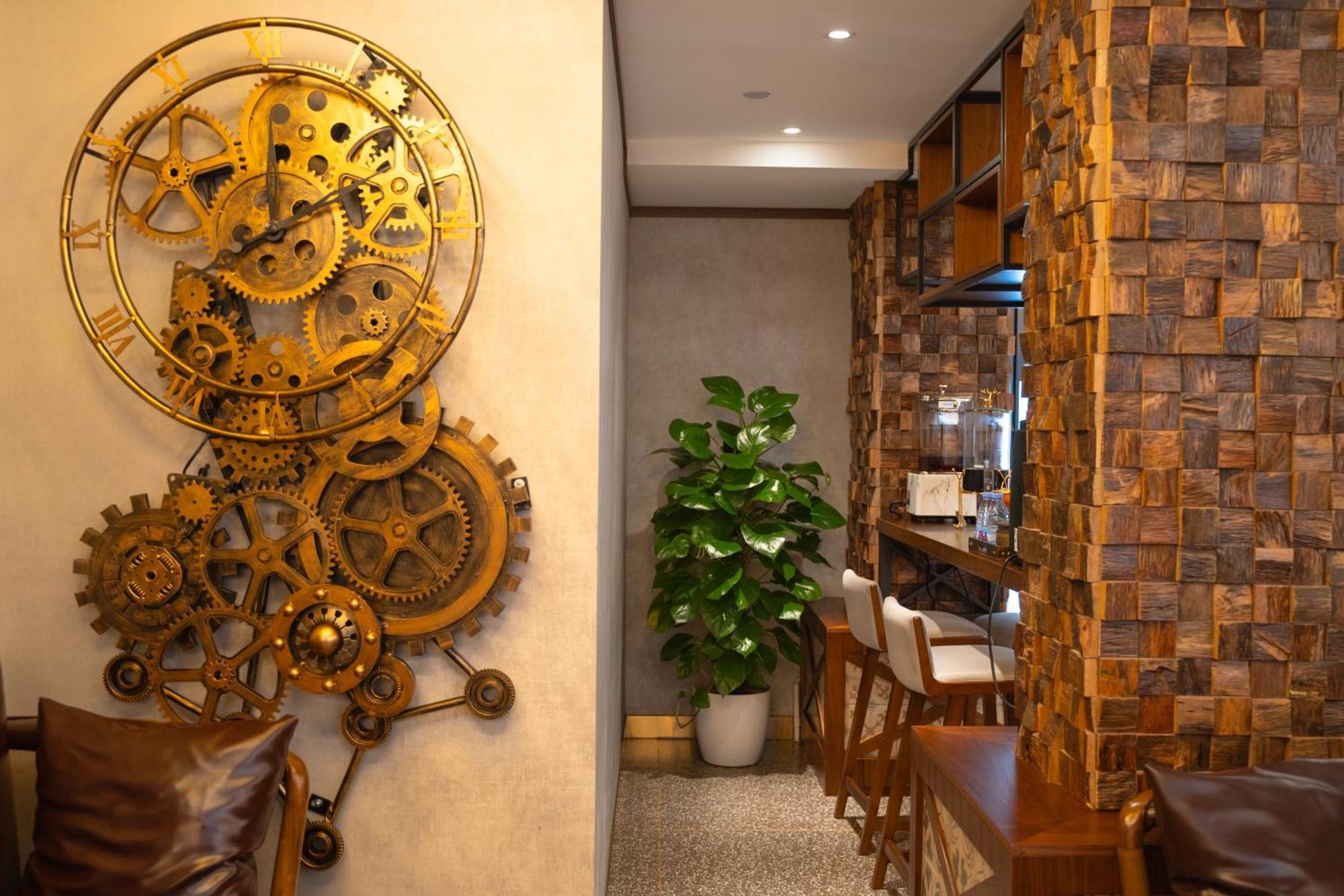 Nost Algia S Hotel Near Beijing Cbd - Cctv, China Zun, Skp And Sanlitun, Tian'Anmen Square, Forbidden City, Free Daily Necessities, Free Night Snack, Free Laundry, English Communication Well, Free Travel Advice , Free Gymnastic, Exterior photo
